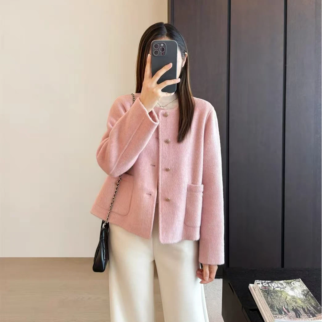 知汝懿小香风短款羊毛外套