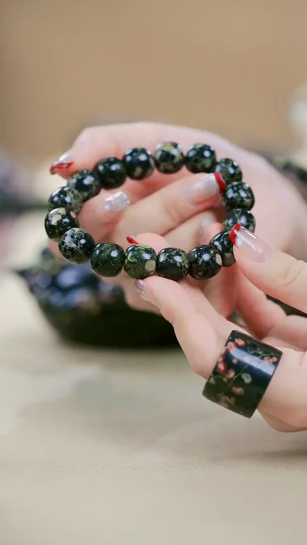 【闪购商品】寻武记A梅花玉玉杯一物一拍