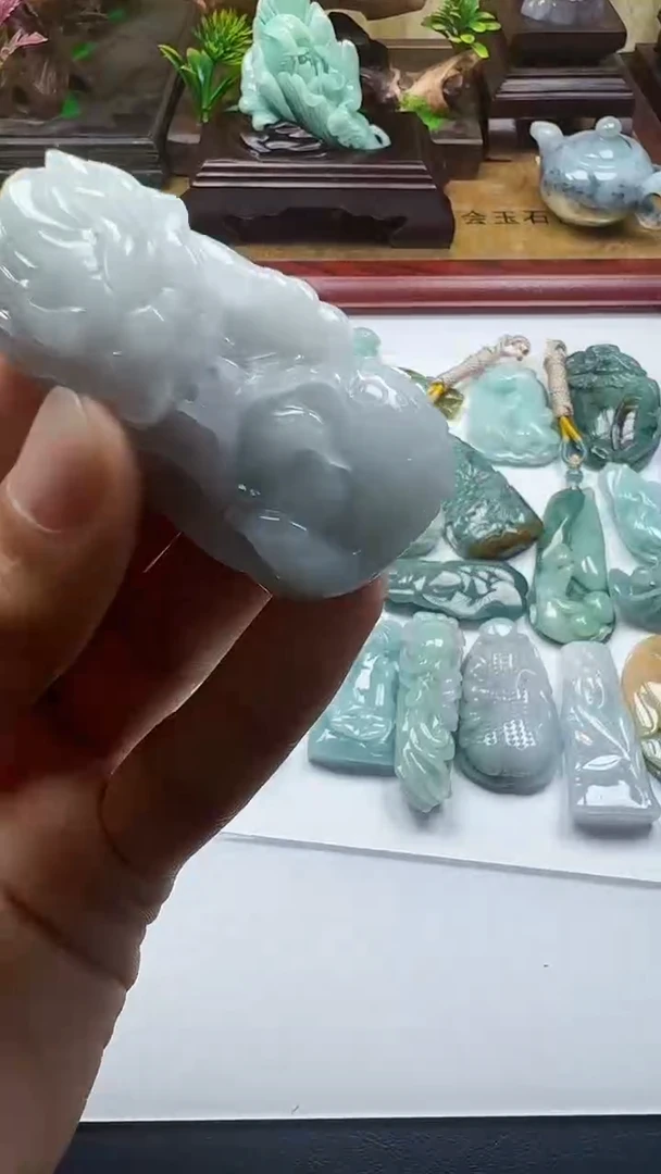 吊坠(不含链)未镶嵌翡翠1