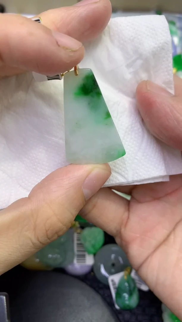 颈饰未镶嵌翡翠天然缅甸A货翡翠