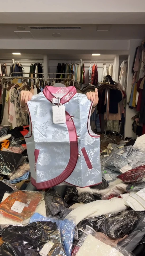 马甲       3XL码    140-150斤