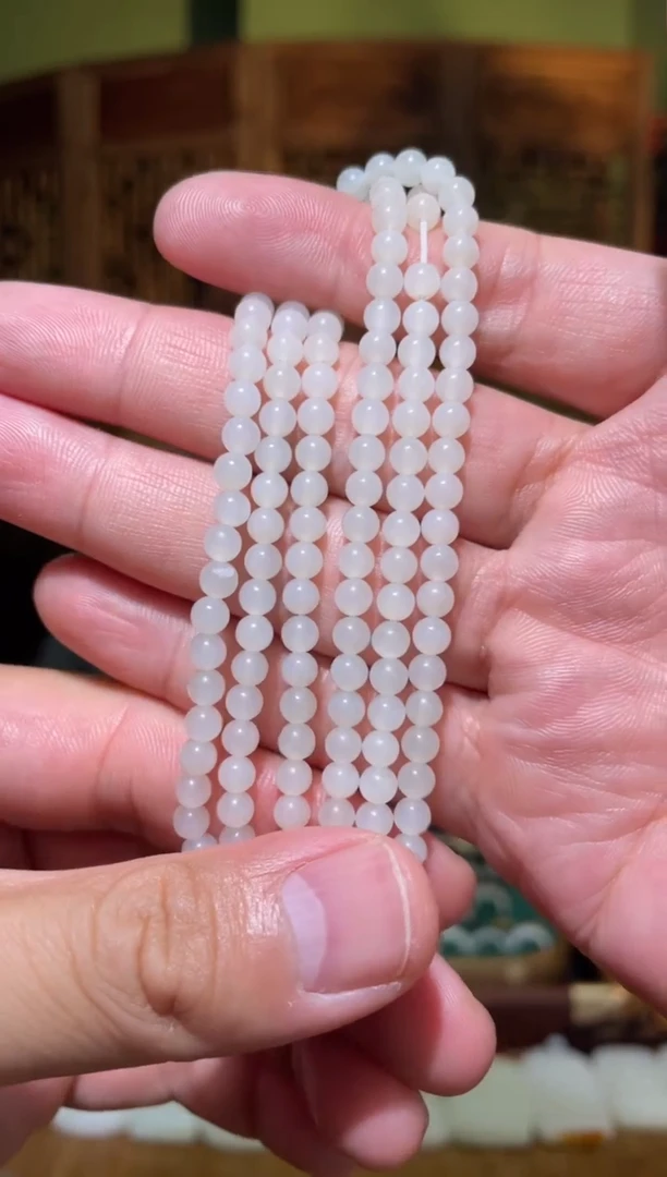 和田玉未镶嵌颈饰链子4mm