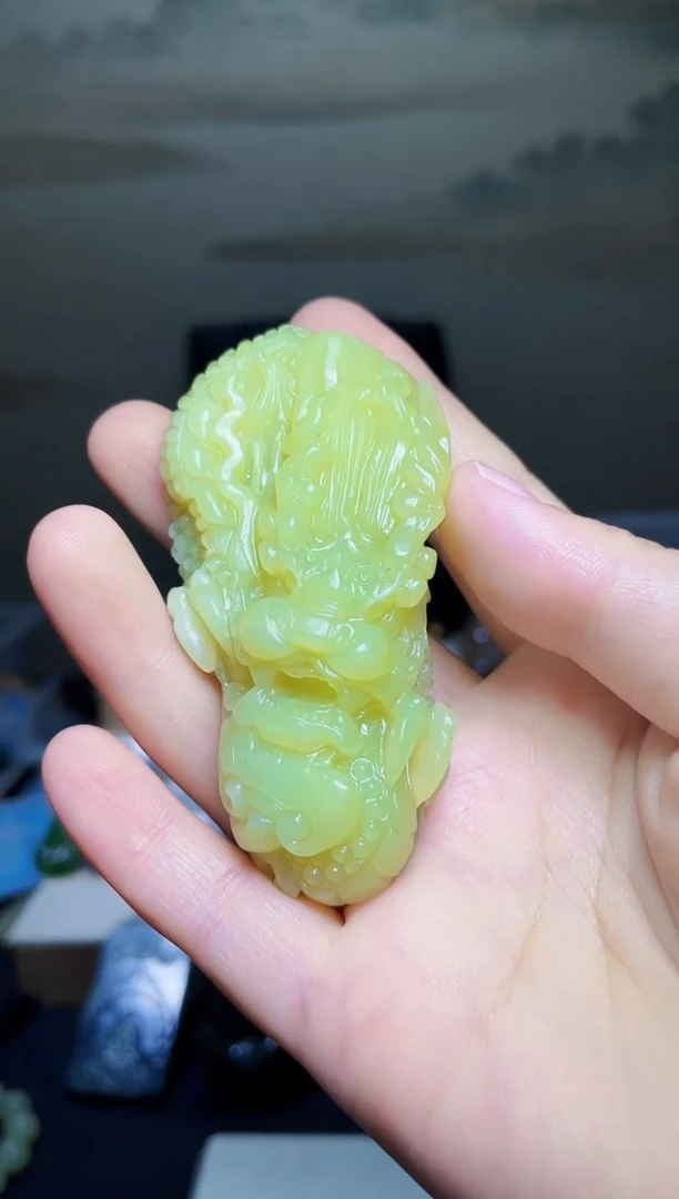 和田玉未镶嵌颈饰小***$1