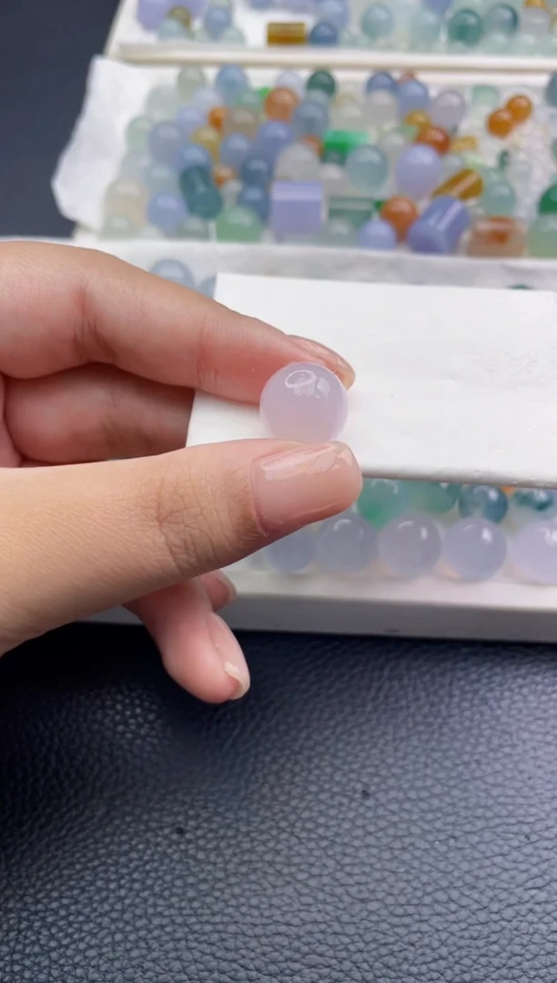 未镶嵌定制翡翠这****）珠子