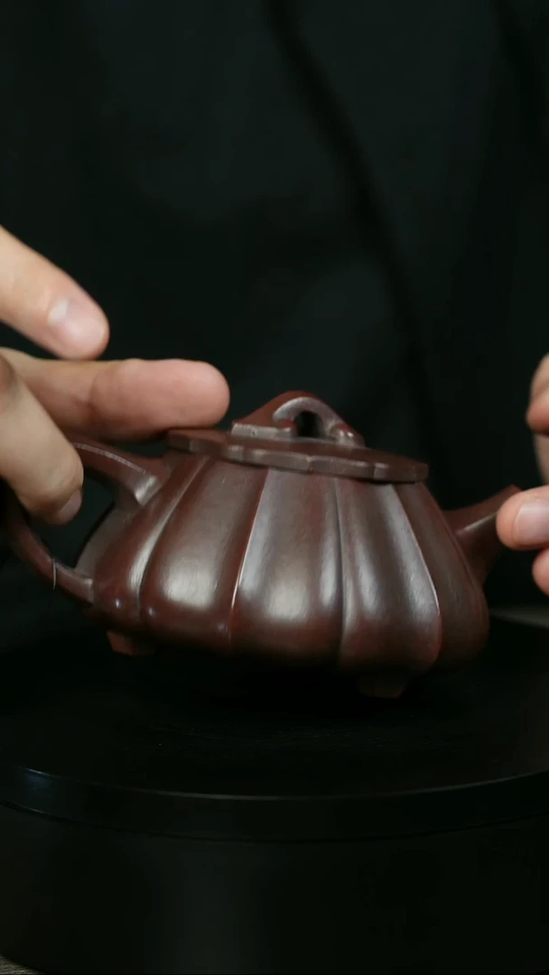 茶壶紫砂坐***时H1391紫泥筋纹石瓢