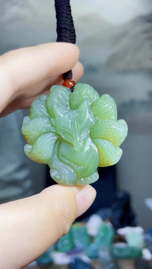 颈饰未镶嵌和田玉1