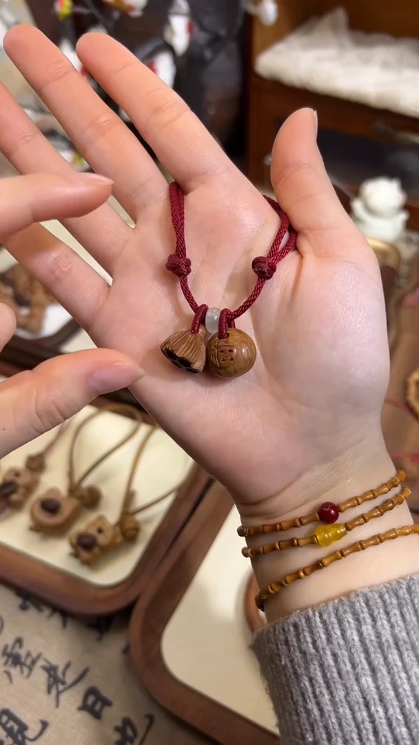 手串桃核【桃缘行】红绳「福气莲莲」桃木桃核辟、挡、驱、护 红绳可调节