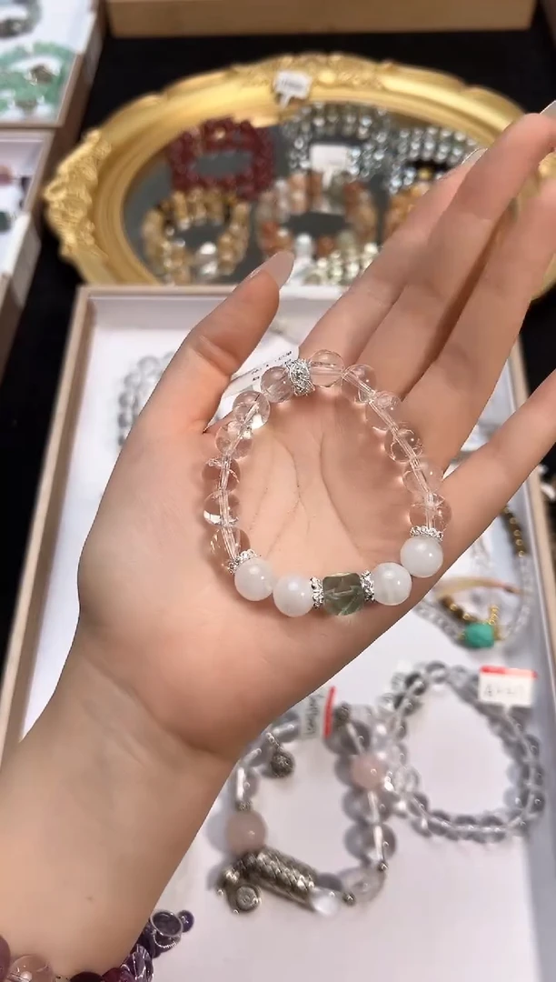 【闪购商品】水晶手链银S925镶嵌颜色微差多样性发货发其一