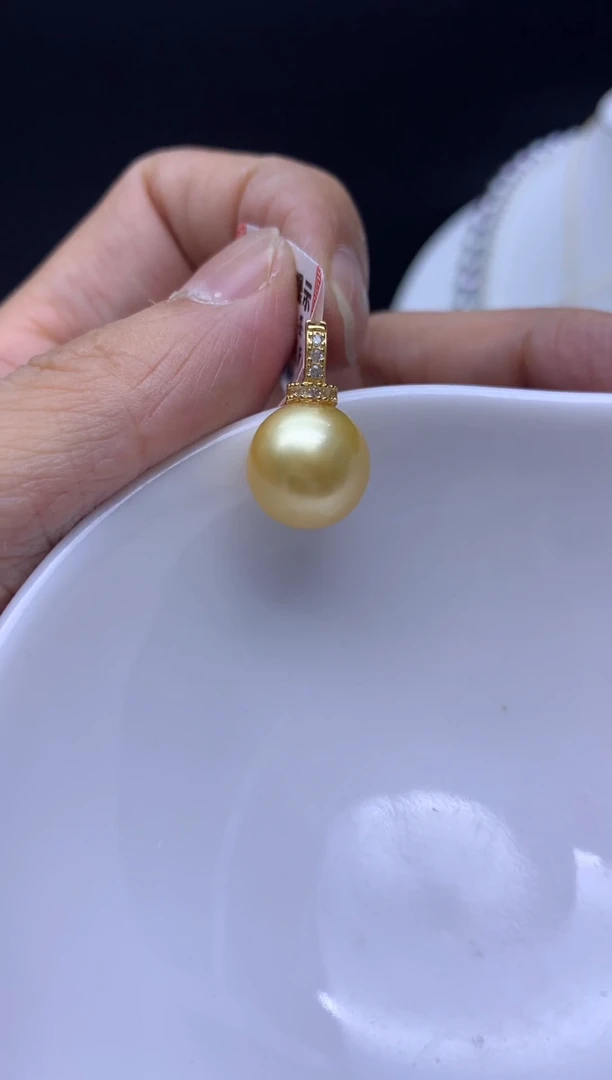 银S925镶嵌海水珍珠HG金珠吊坠(赠链）h104