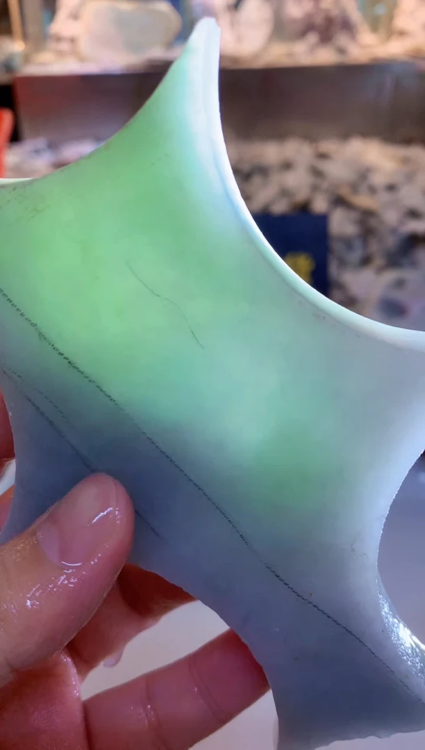 翡翠裸石0东0翡翠珠宝47