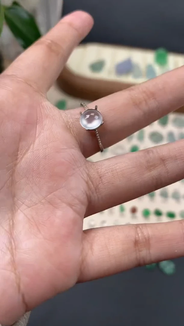 【闪购商品】翡翠颈饰未镶嵌翡翠冰种蛋面