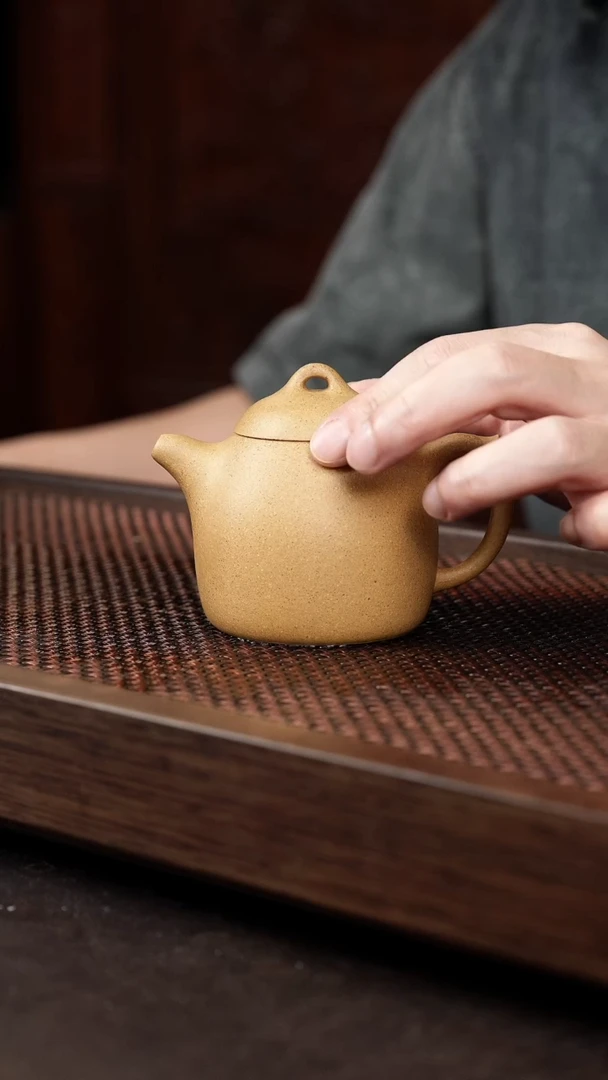 茶壶紫砂黄金段秦权