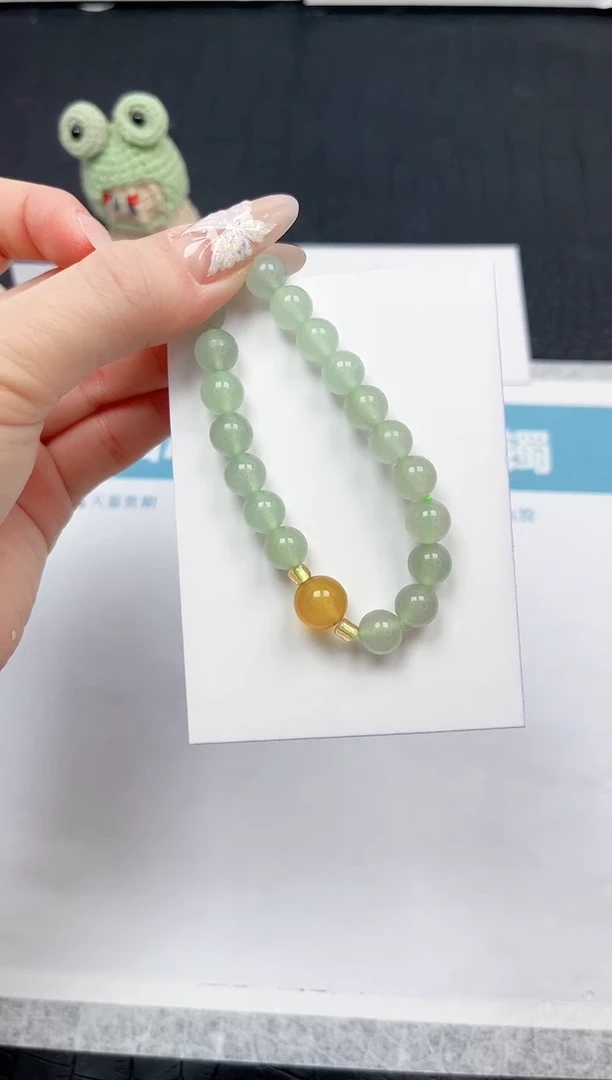 【闪购商品】石英质玉手镯未镶嵌777