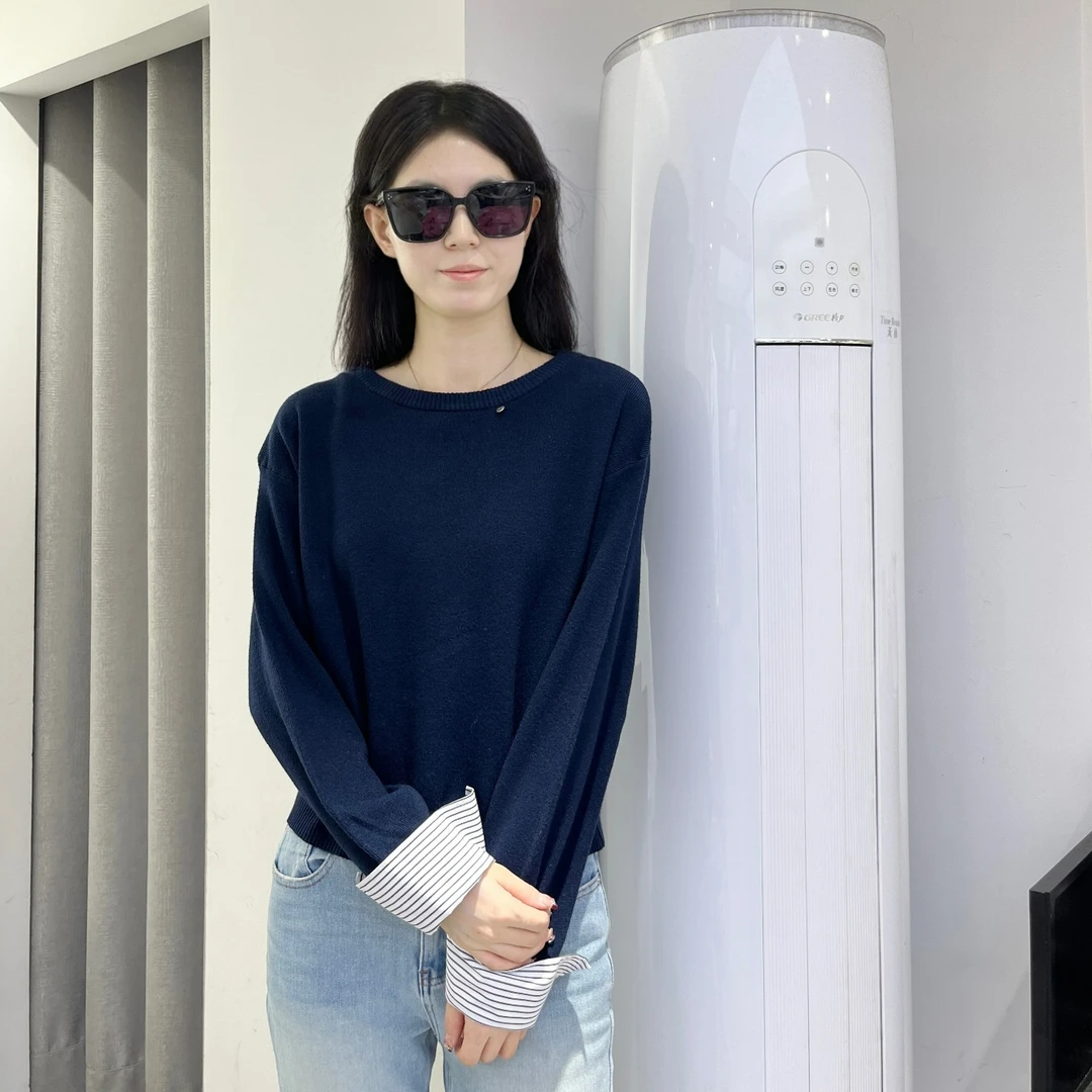 乔家女士翻袖毛衣