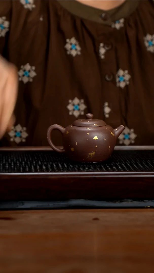 茶壶紫砂180cc黄龙山原矿百年老紫泥古莲子34
