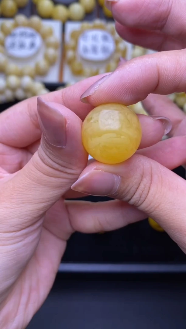 裸石琥珀未镶嵌21.4mm+大小姐珠宝4