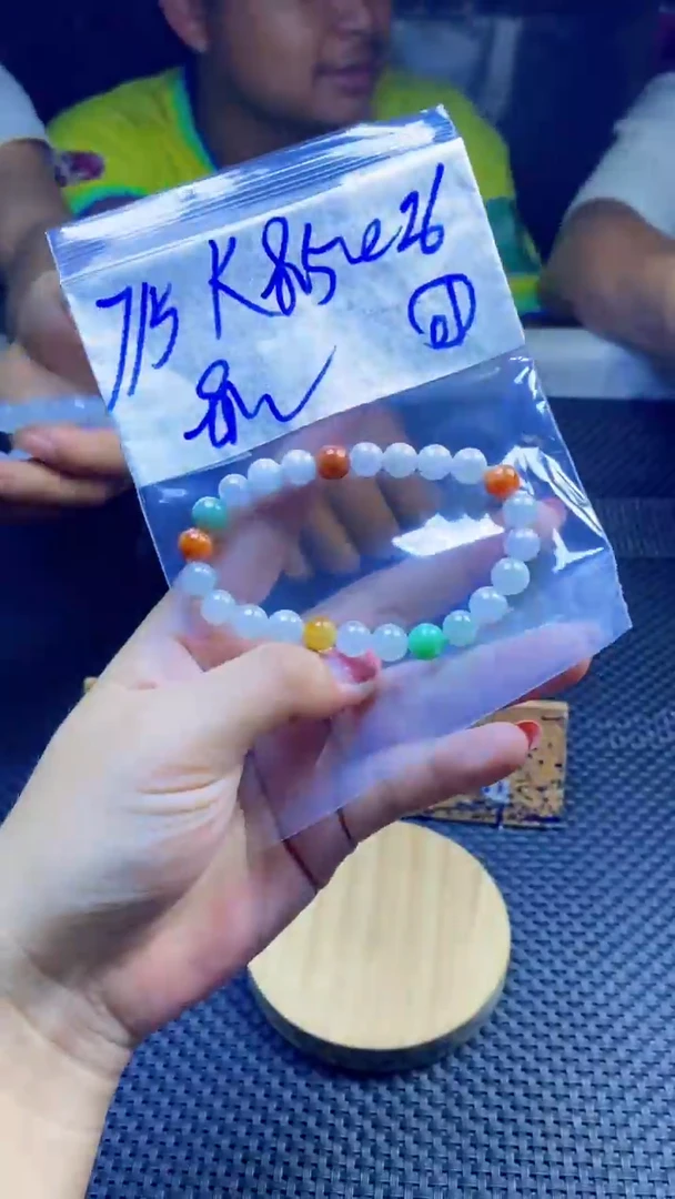定制翡翠未镶嵌天然缅甸A货翡翠，多样性发货只发其一
