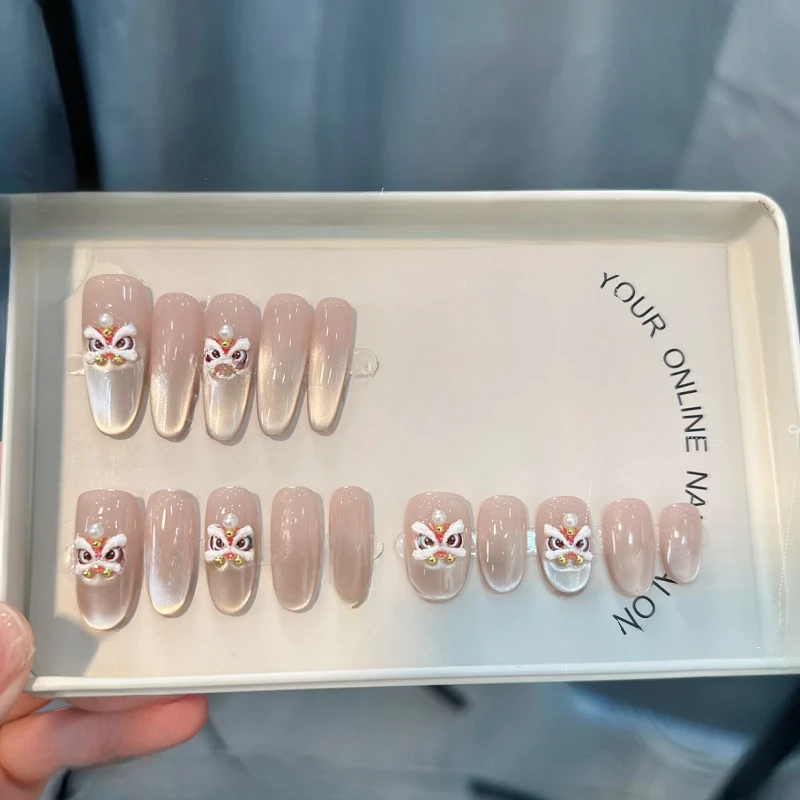 新年醒狮纯手工穿戴美甲猫眼渐变醒狮石膏夏天爆闪显白美甲贴