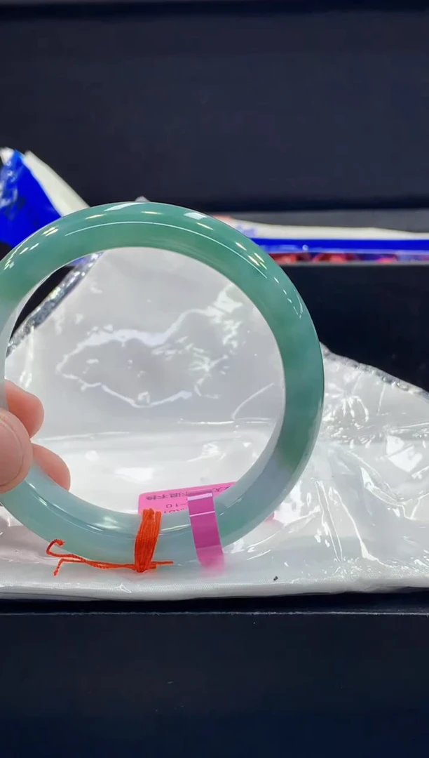 未镶嵌手镯翡翠翡翠手镯