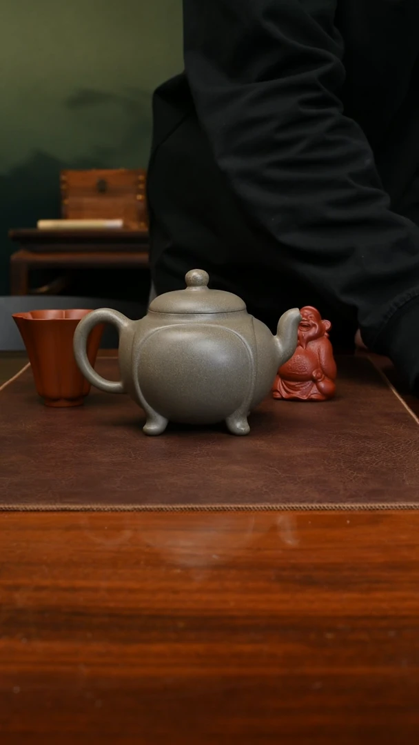 【闪购商品】紫砂茶壶青段鼎盛四方330cc