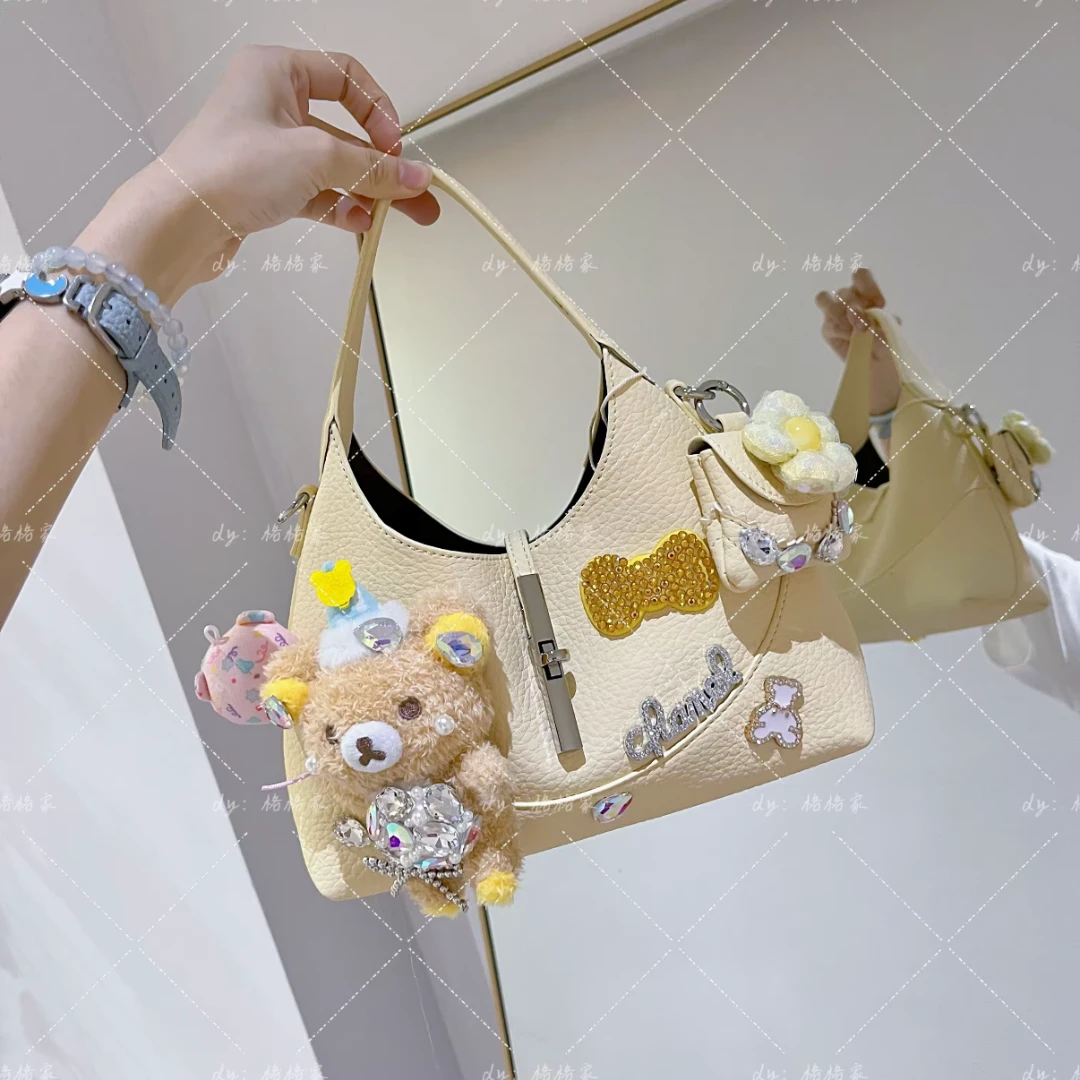 【格格家】时尚定制手工女包9932黄色轻松熊