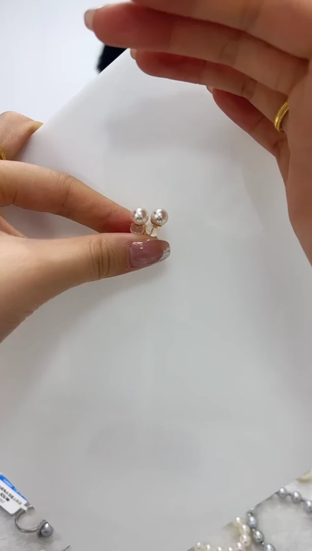 【闪购商品】海水珍珠DA18K金镶嵌耳钉 7 C292
