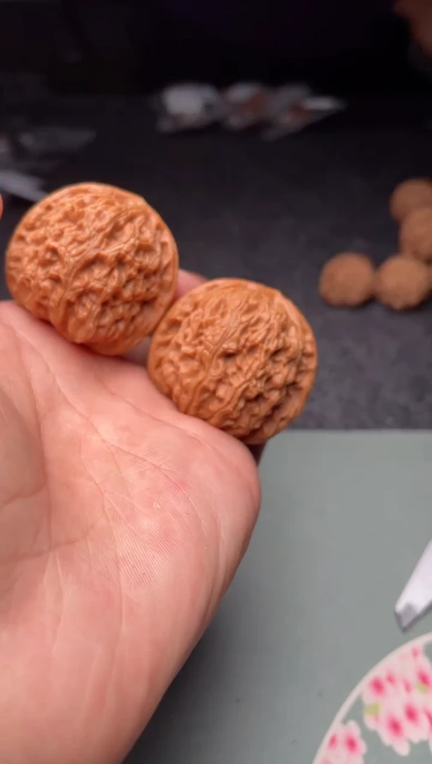 把件文玩核桃a69  水龙纹 39尺