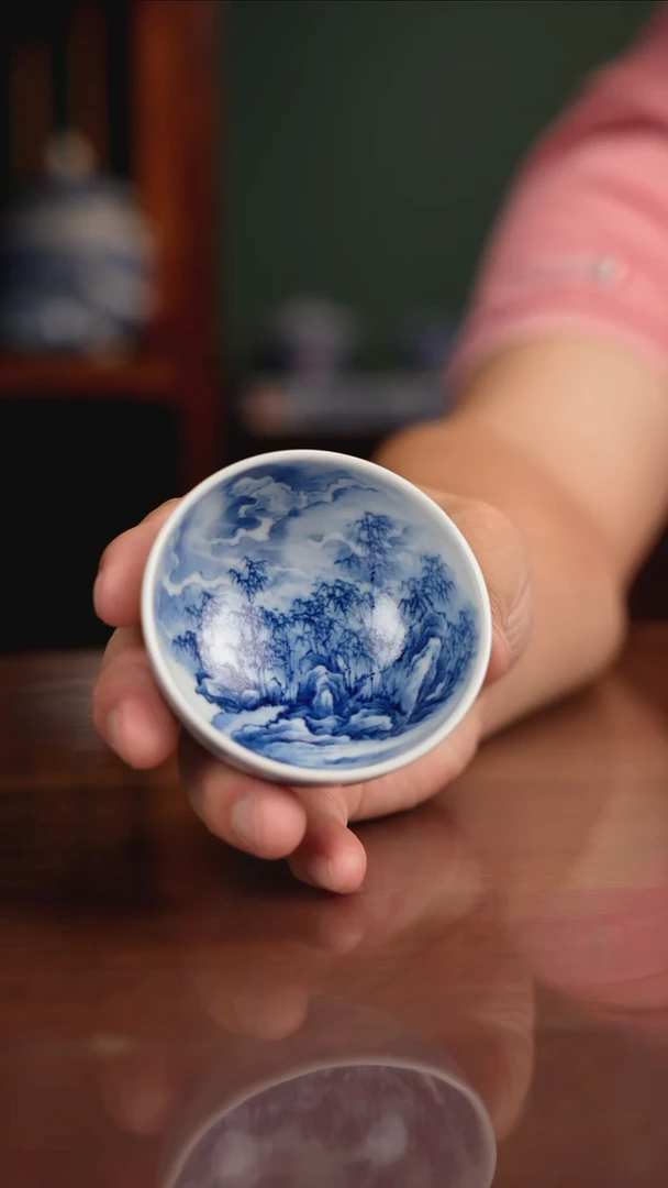 景琳藏青花山水主人杯