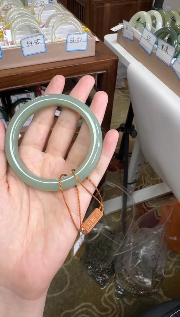 未镶嵌手镯和田玉57