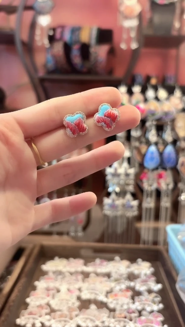 织绣 云织谣民族风精美饰品   95