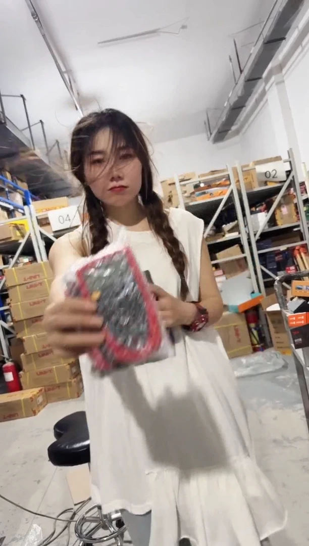 优利德UT33D掌上型万用表