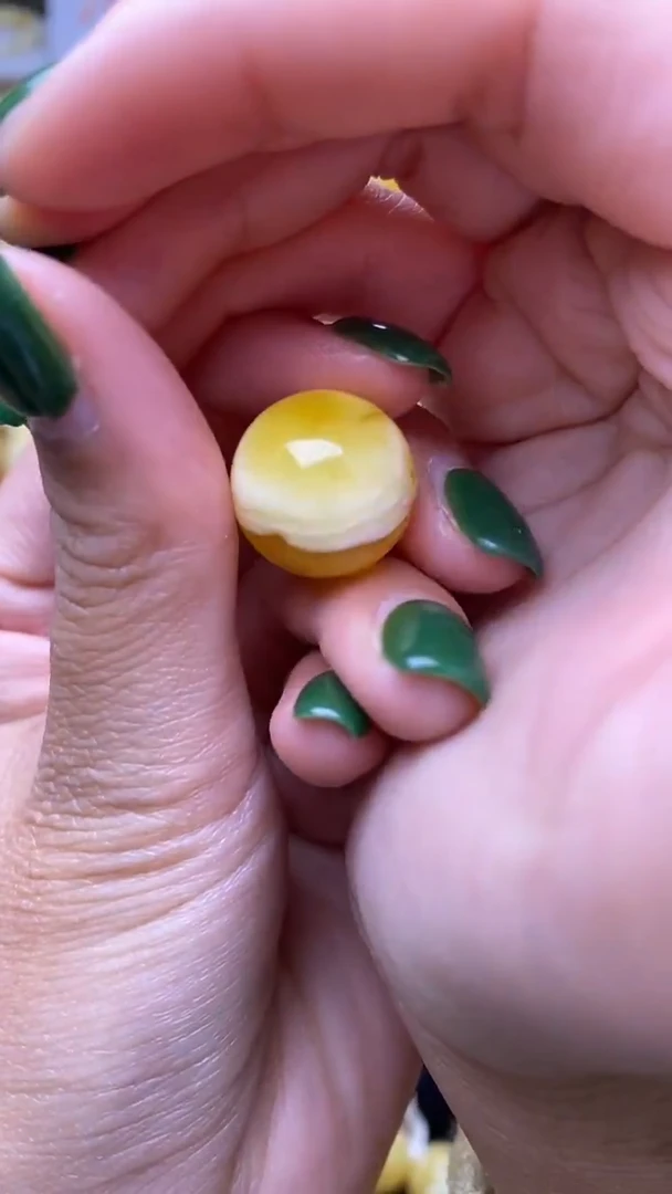 裸石蜜蜡未镶嵌蜜蜡.84