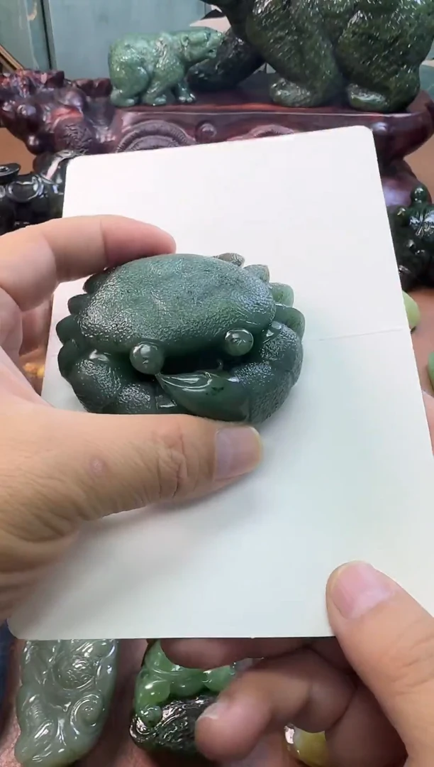 未镶嵌和田玉挂件螃蟹