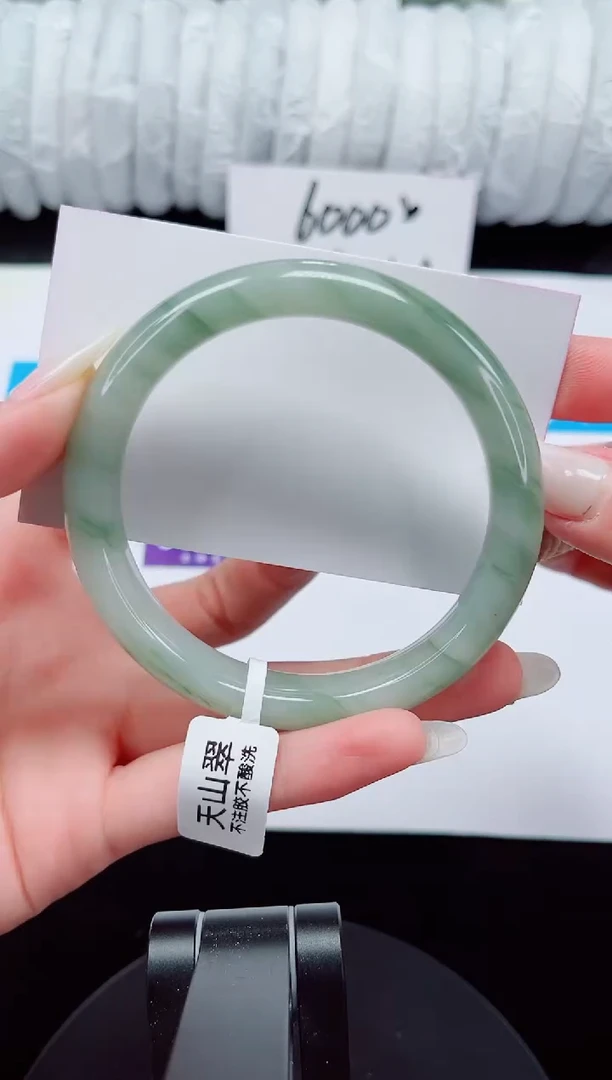 未镶嵌手镯石英质玉130-60/61