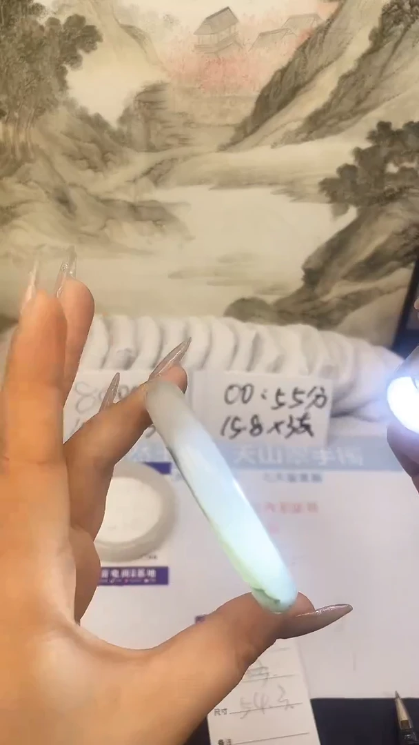 【闪购商品】石英质玉手镯未镶嵌75 53