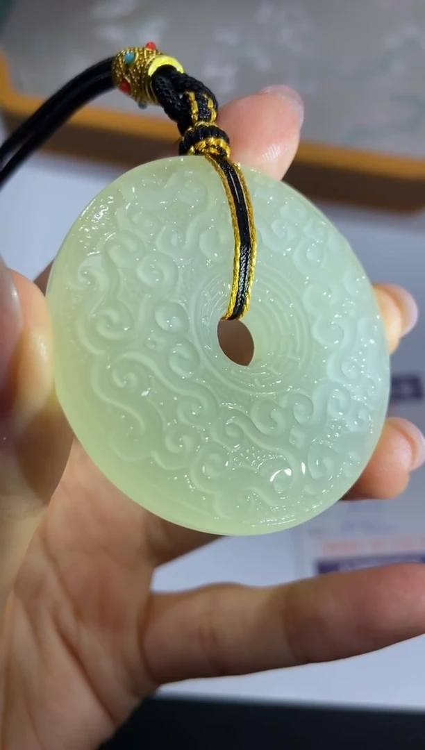 未镶嵌和田玉挂件377408/平安扣   多样性一件发