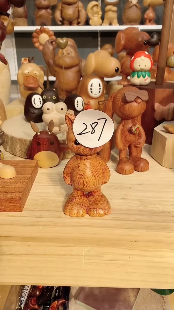 【闪购商品】木木雕摆件可爱卡通