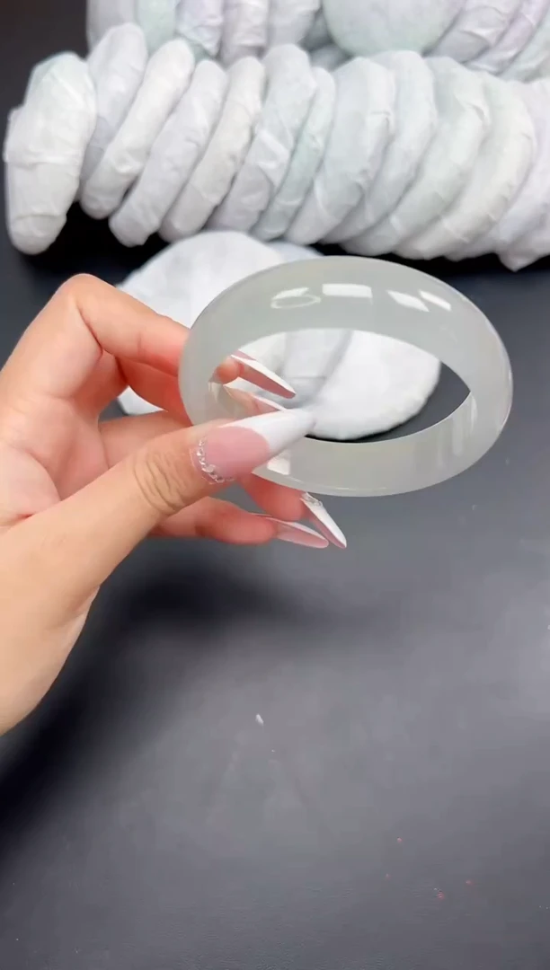 精品手镯，一物一拍O-068