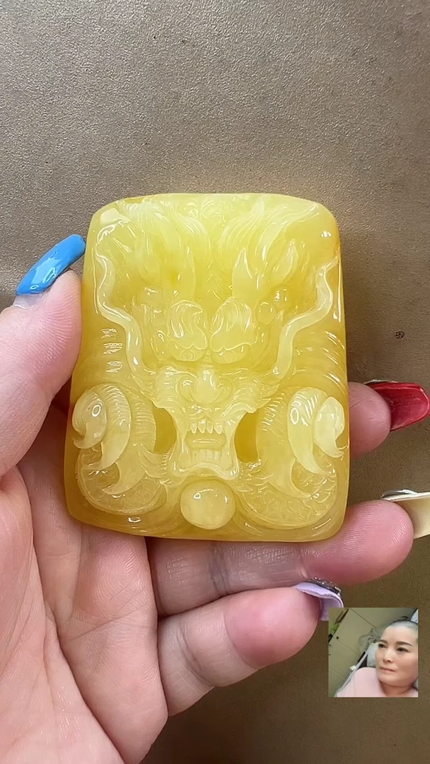 未镶嵌颈饰琥珀吊坠