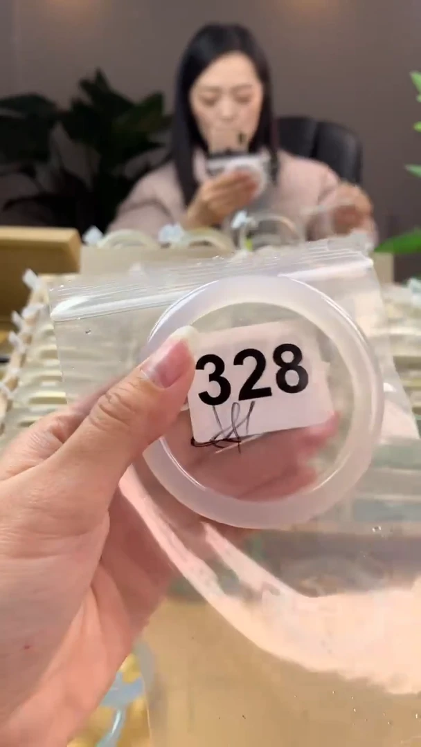 【闪购商品】玛瑙/玉髓手镯未镶嵌328