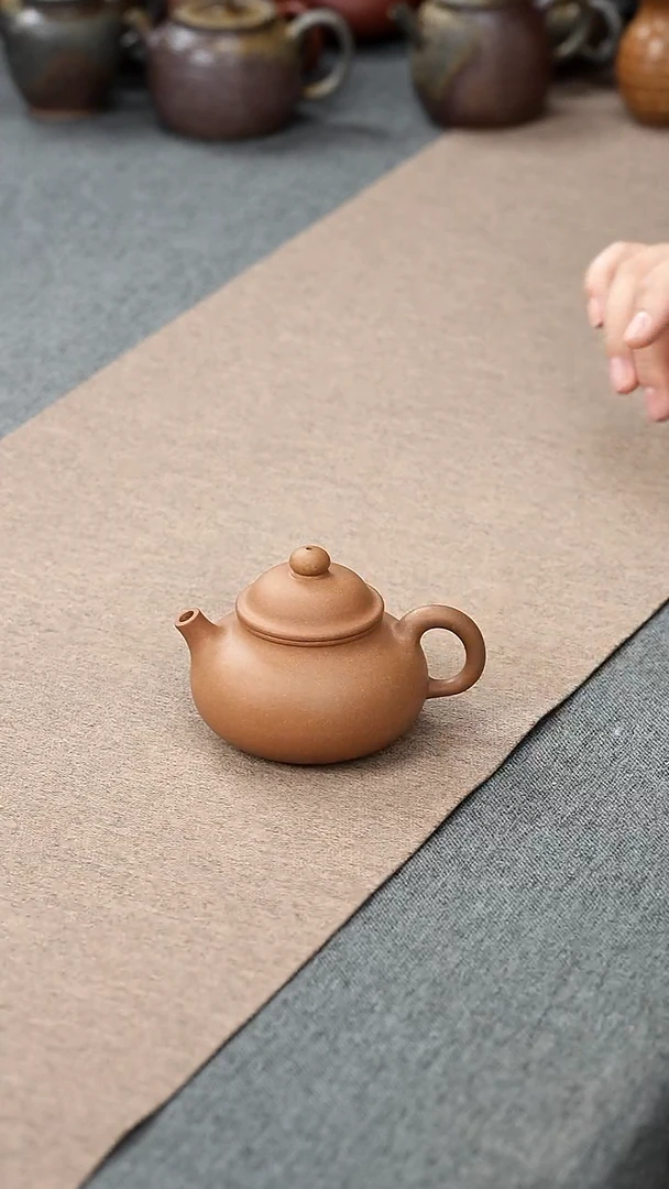 紫砂茶宠松花容天