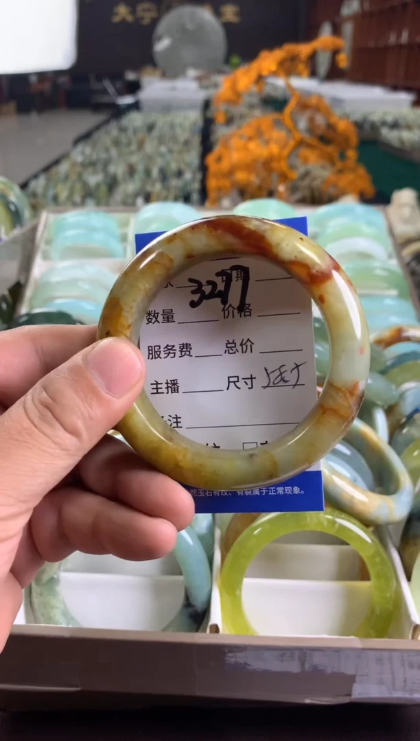 未镶嵌蛇纹石玉手镯3277