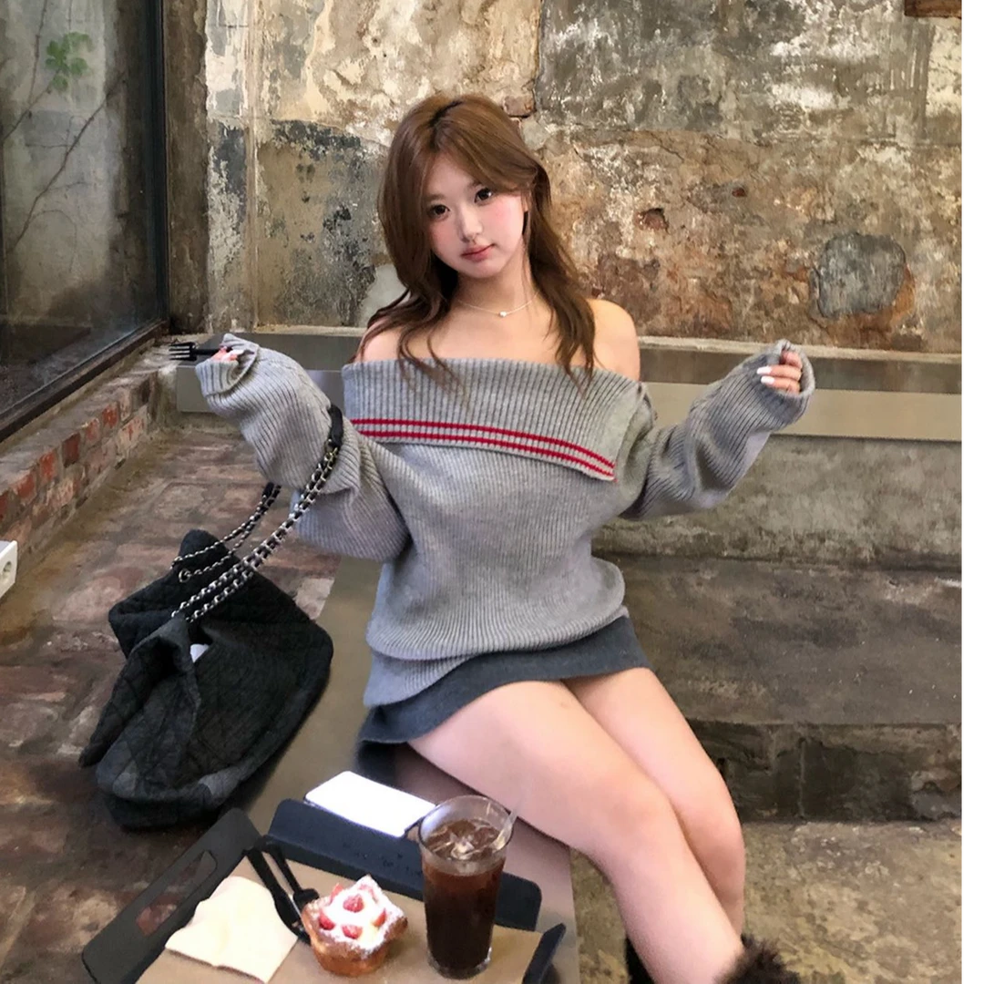 韩系慵懒风针织衫女秋冬季新款时尚宽松洋气露肩条纹别致毛衣半裙