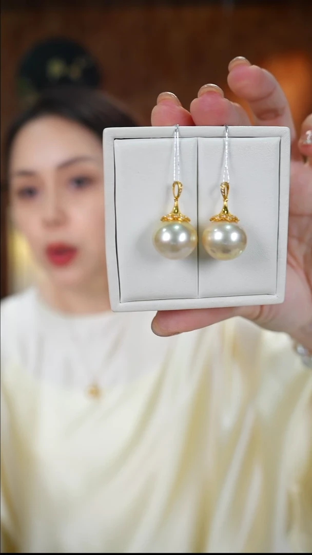 吊坠(不含链)18K金镶嵌海水珍珠干枯玫瑰15-16mm多样性发一个