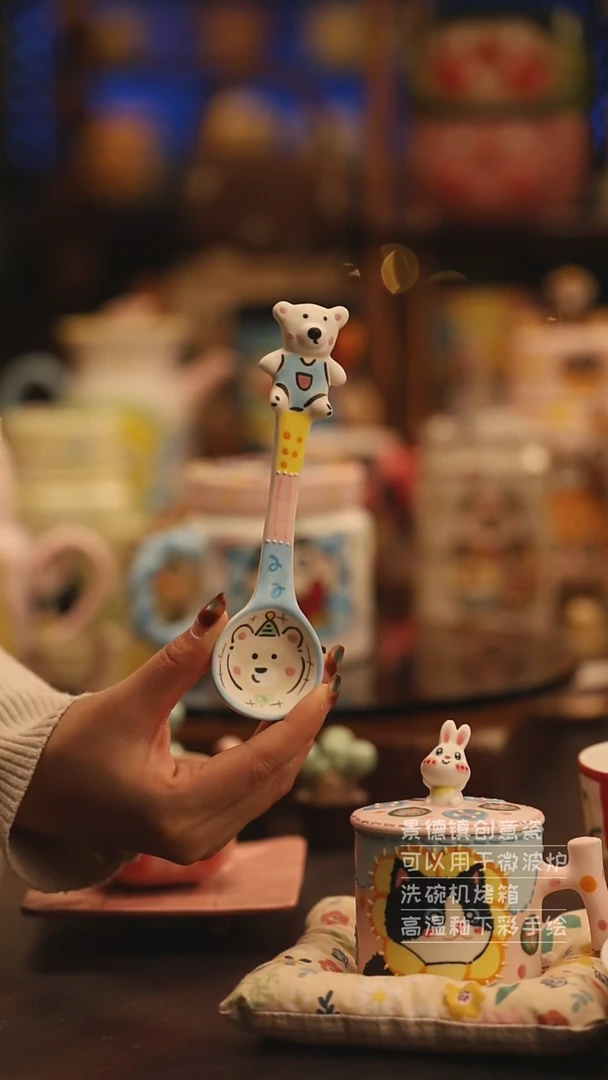 陶瓷景德镇可爱陶瓷釉下彩绘设计师款