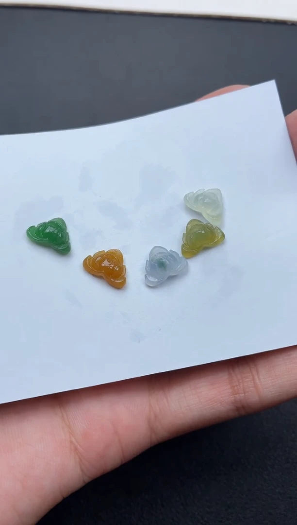 未镶嵌定制翡翠翡翠