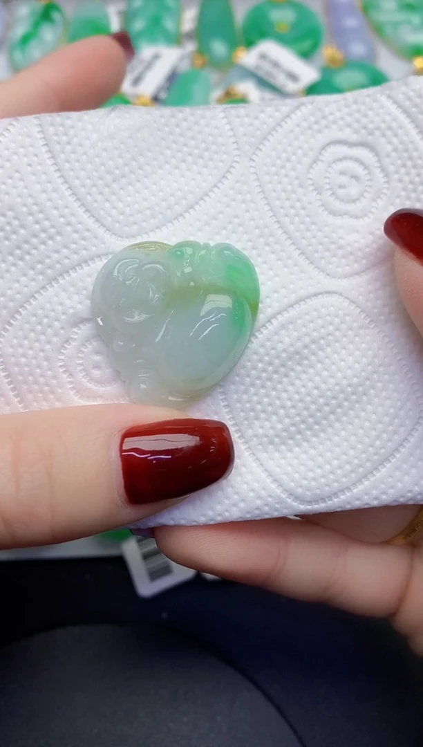 颈饰未镶嵌翡翠缅甸天然翡翠A货