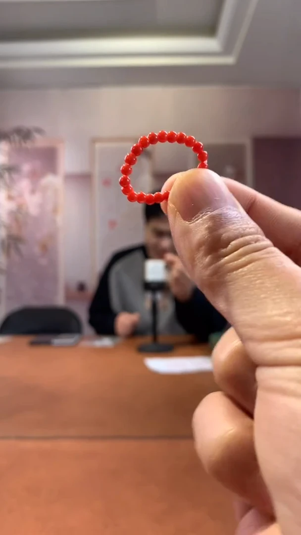 【闪购商品】石英质玉戒指18K金镶嵌珊珊戒圈