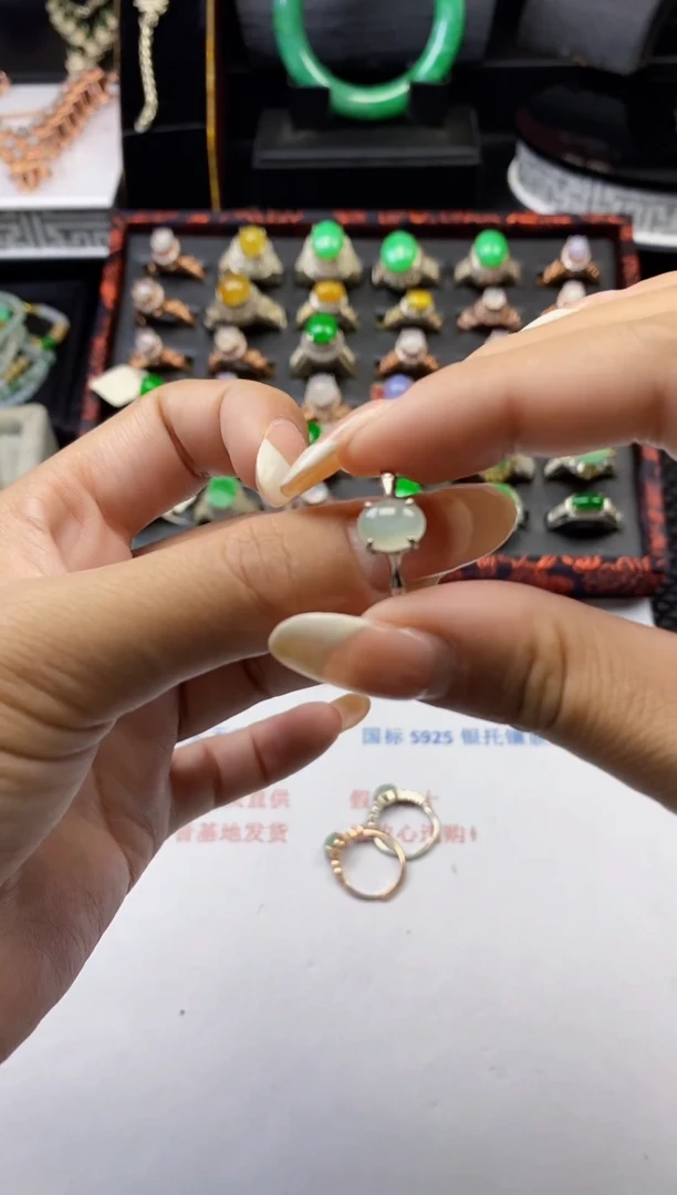 银S925镶嵌戒指翡翠1