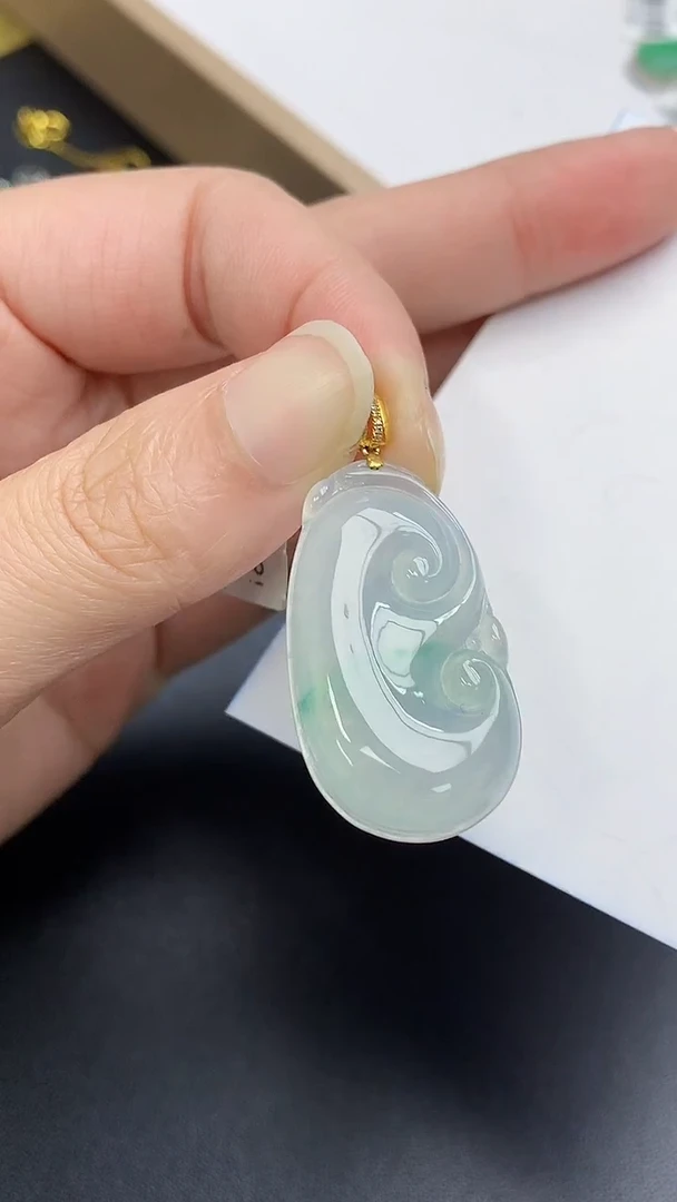 颈饰18K金镶嵌翡翠天然缅甸A货百元以上9元证书费自理